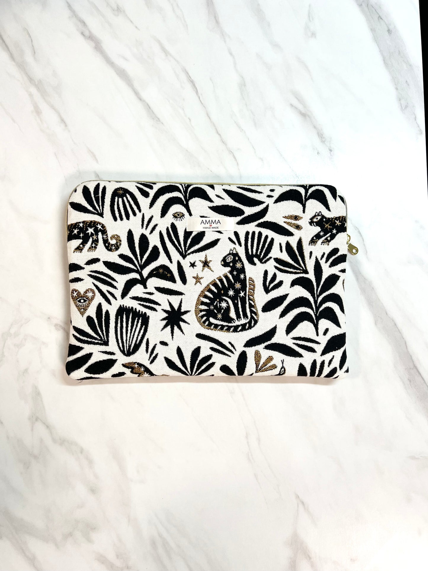 Jacquard fabric computer cover - Arty Bastet