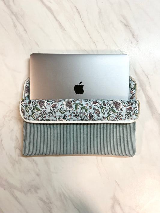 Housse Ordinateur Velours Côtelé - Bleu Ciel