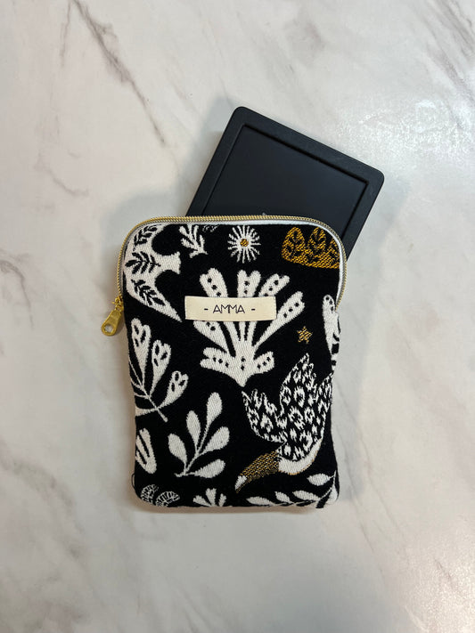 Housse liseuse Kindle/Kobo tissu jacquard - Arty Dark
