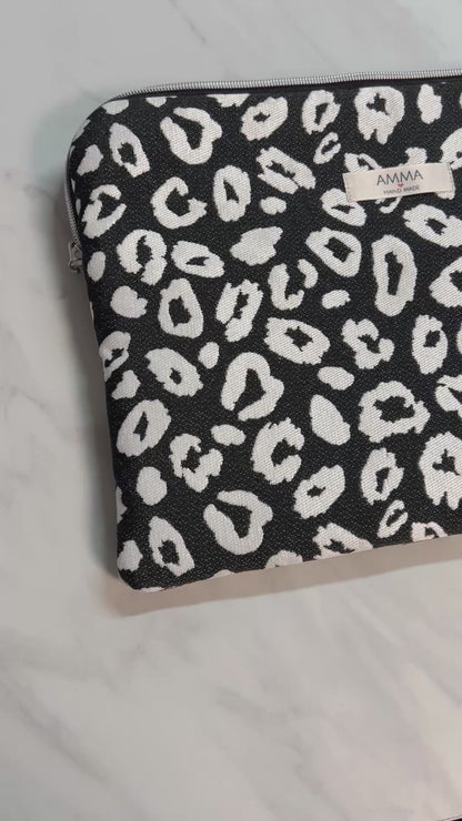Jacquard fabric computer cover - Black Panthera